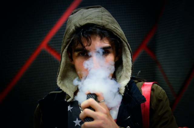Storytelling conveying the impact of vaping on young people